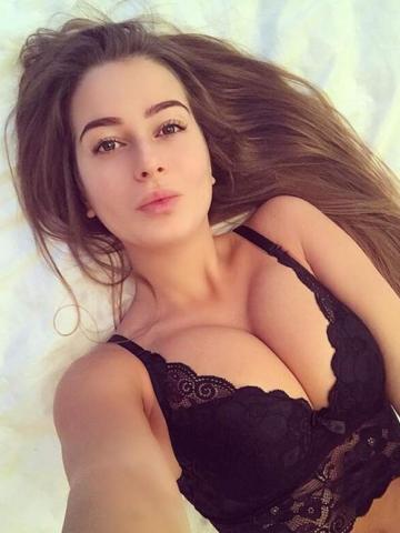 Карина фото 2